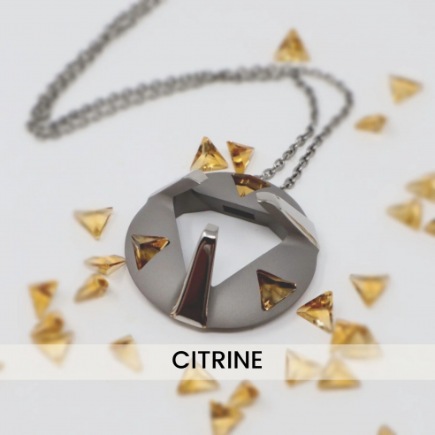 Paire enchevêtrée avec pendentifs en...